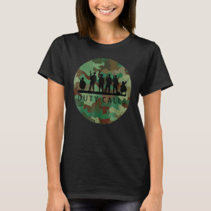 カモフラージュ兵士カッコいいフィギュアと呼ぶ任務 Tシャツ