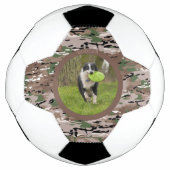 カモフラージュ犬の名前の絵遊びパーソナルグッズ サッカーボール (正面)