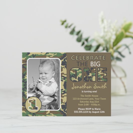 カモフラージュ/迷彩柄テーマファースト誕生日 招待状 (スタンド正面)