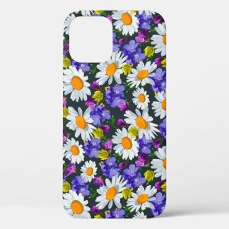 カモミール、野生の花：シームレスなパターン。 iPhone 12ケース