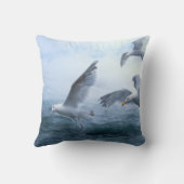 カモメの海面飛行 クッション (裏面)