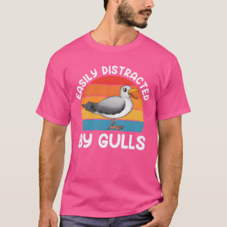 カモメ愛好家のためのデザイン カモメに簡単に気を取られる Tシャツ