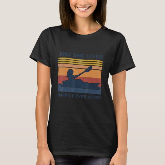 カヤックと彼女はヴィンテージの後ずっと幸せに暮らした Tシャツ (正面)