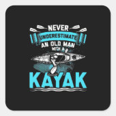 カヤックを持つ老人 スクエアシール (正面)