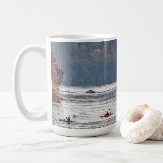 カヤック魚釣り コーヒーマグカップ (ドーナツ)