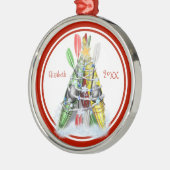 カヤッ飾クがクリスマスツリーパーソナライズされた メタルオーナメント (左)