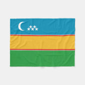 カラカルパクスタンの旗 フリースブランケット (正面(横))