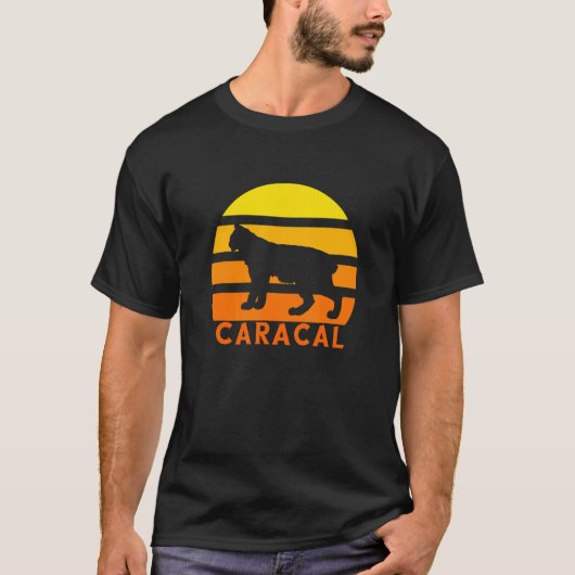カラカルレトロヴィンテージサンセットリンクスワイルドキャットカラカル Tシャツ (正面)