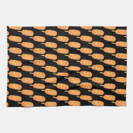 カラシとケチャップの付いたコーン犬 キッチンタオル