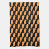 カラシとケチャップの付いたコーン犬 キッチンタオル (縦)