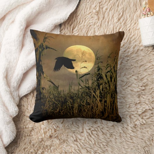 カラスと収穫の月 クッション (ブランケット)
