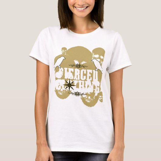 カラスに餌をもらう Tシャツ (正面)
