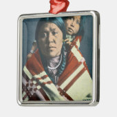 カラスのインディアンマドンナおよび子供 メタルオーナメント (左)