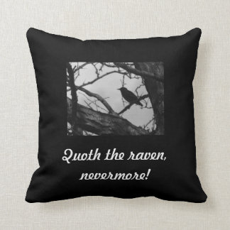 カラスの枕 クッション