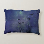 カラスの混沌とした夜 アクセントクッション (裏面)