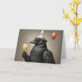 カラス持ち黄色のバルーンハッピーバースデー帽子 カード (黄色い花)