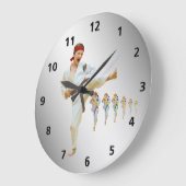 カラテ蹴りブラウンベルトのカスタマイズ可能 ラージ壁時計 (傾斜)