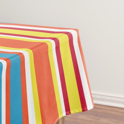 カラフルおもしろいストライプ誕生会の装飾の テーブルクロス (インサイチュ)