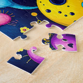 カラフルお洒落エイリアンモンスターパーティーデザイン ジグソーパズル (側面)