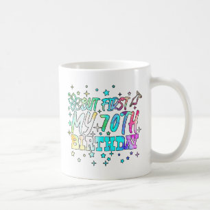 カラフルだが最初の70歳の誕生日ストライプ文字 コーヒーマグカップ