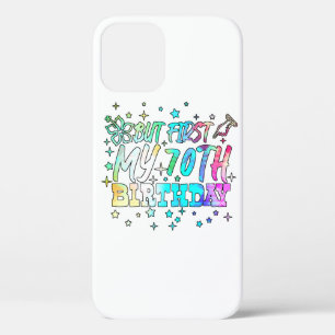 カラフルだが最初の70歳の誕生日ストライプ文字 iPhone 12ケース