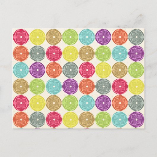 カラフルでかわいい春の淡い色の円形ディスクパターン ポストカード (正面)