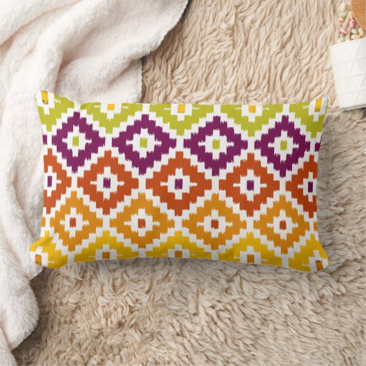 カラフルでアステカな種族のプリントのイカットのダイヤモンドパターン ランバークッション (ブランケット)