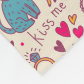 カラフルでロマンチックなパターン フリースブランケット (角)