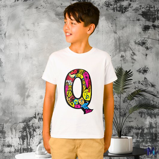 カラフルで楽しいモノグラムQ部族風+落書き Tシャツ