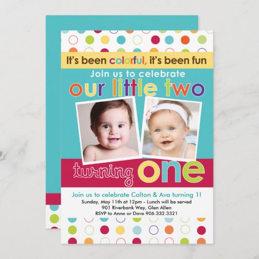 カラフルなおもしろいの双生児の最初誕生日の招待状 招待状 (正面/裏面)