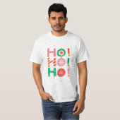 カラフルなイラストのHo-ho-ho クリスマス Tシャツ (正面フル)