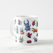カラフルなカートゥーンの甲虫とてんとう虫 コーヒーマグカップ (正面左)
