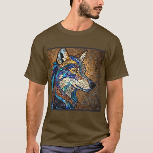 カラフルなガラスで飾られたオオカミ Tシャツ (正面)