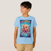 カラフルなキャラクタータコの水中シーン Tシャツ (正面フル)