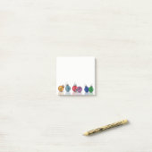 カラフルなクリスマスのグリッターは後it®ノートを飾ります ポストイット (デスク上)