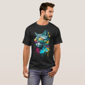 カラフルなグラフィックの猫 Tシャツ (正面フル)