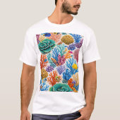 カラフルなサンゴ礁の熱帯魚 Tシャツ (正面)