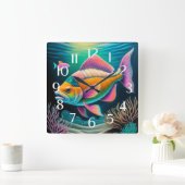 カラフルなチョークで描いたサンゴ礁のピンクの魚 スクエア壁時計 (ホーム)