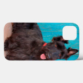 カラフルなドアのそばに座るスコティッシュ・テリア Case-Mate iPhoneケース (裏面 (横))