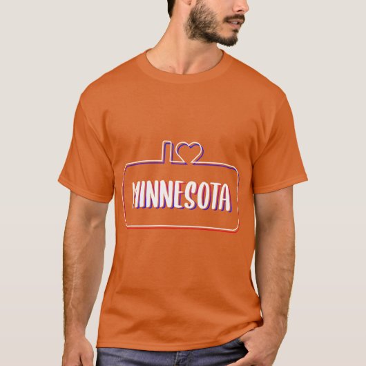 カラフルなネオン文字で「I Love Minnesota」 Tシャツ (正面)