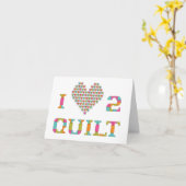 カラフルなハートおよびタイポグラフィのキルトパターン カード (黄色い花)