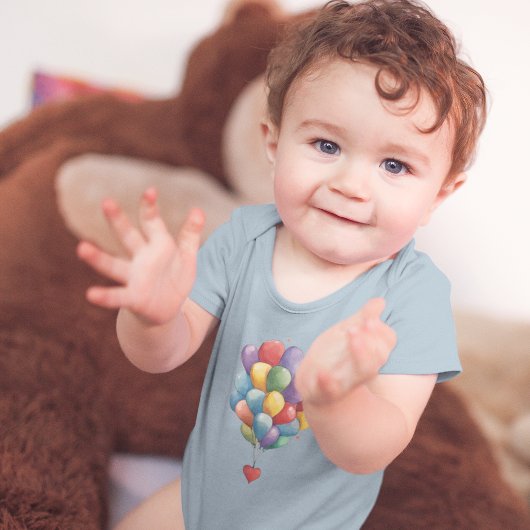 カラフルなハート型の風船 ベビーボディスーツ