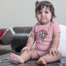 カラフルなハート型の風船