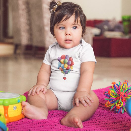 カラフルなハート型の風船 ベビーボディスーツ