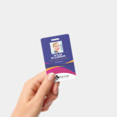 カラフルなパープルの流れるデザインの医療用ID&ロゴ バッジ (手持ち)