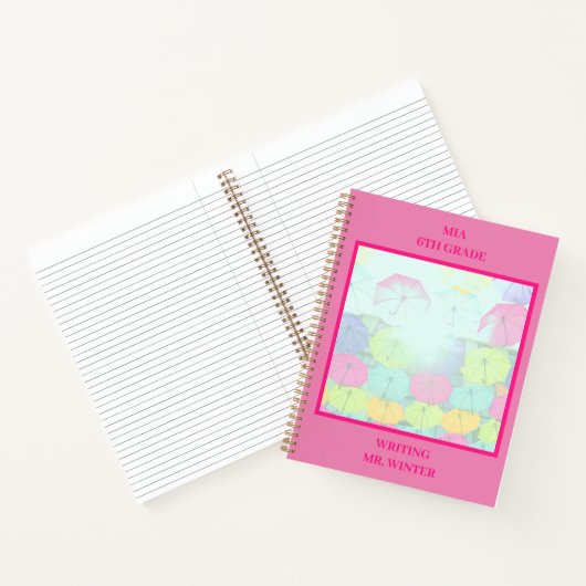 カラフルなピンクの傘のクラス学生ノート ノートブック (内部)