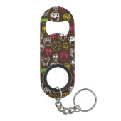 カラフルなフクロウの落書きの背景パターン キーホルダー栓抜き (裏面)