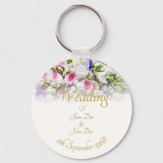 カラフルなブーケを持つ花嫁の結婚祝いギフト キーホルダー (正面)