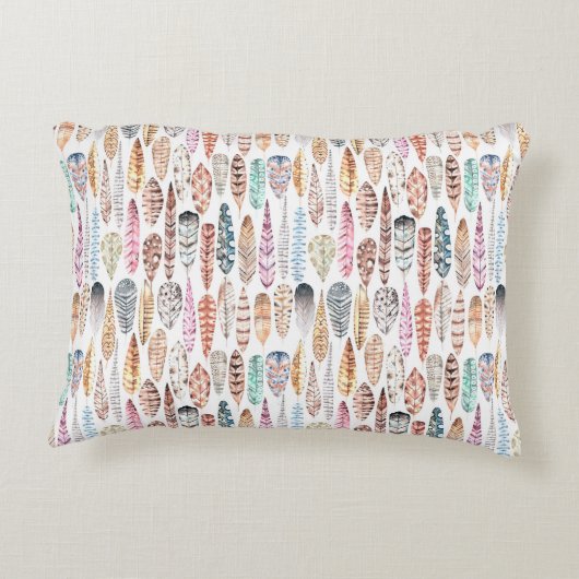 カラフルなボヘミアの種族の水彩画の羽 アクセントクッション (裏面)