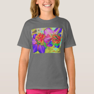 カラフルなラッパスイセンのティー Tシャツ